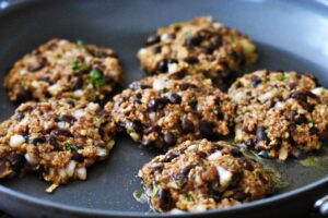 making black bean burgers