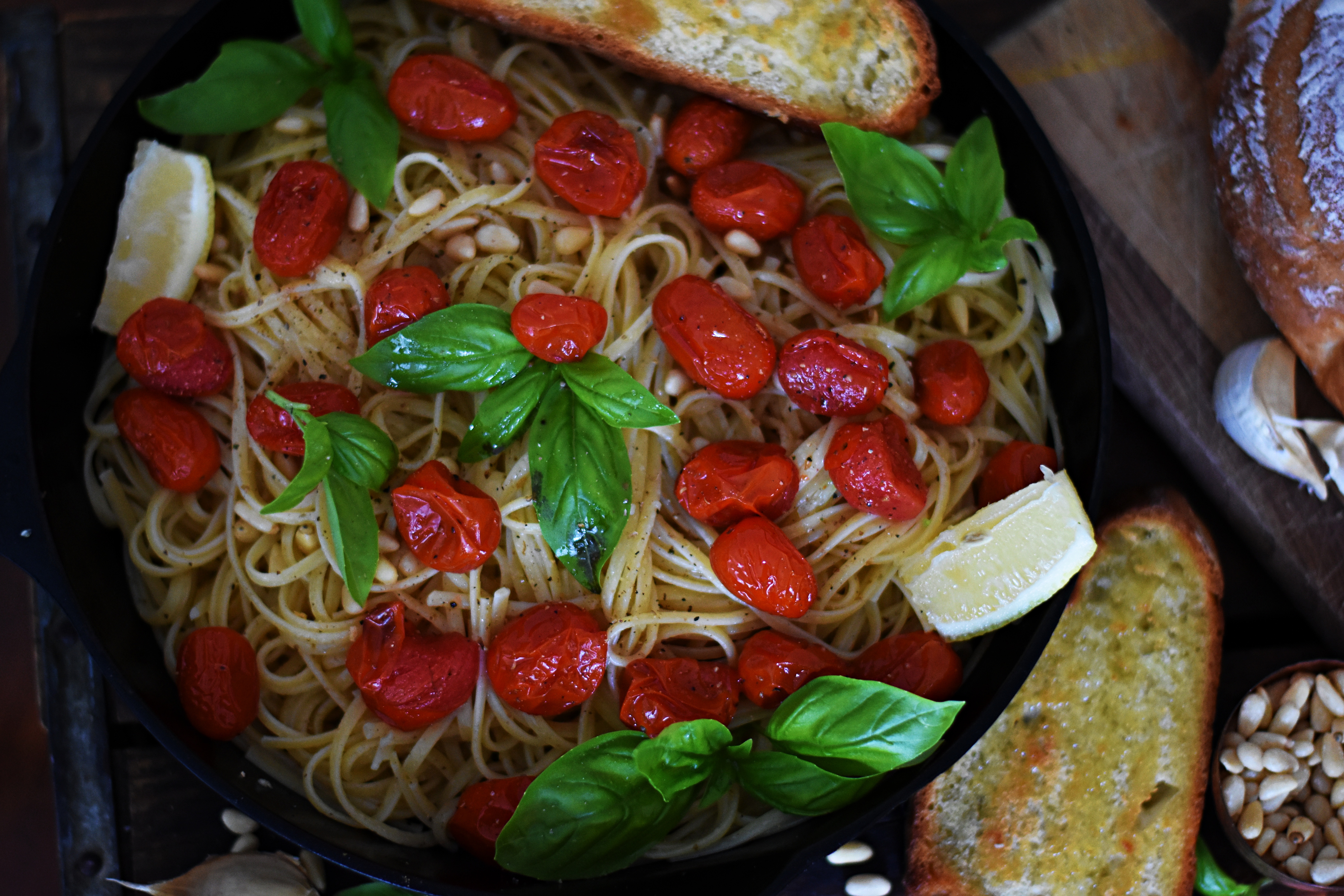 Quick Linguine with Roasted tomatoes and fresh basil