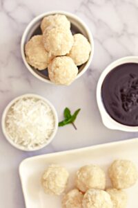 Raw coconut macaroons