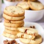 Pecan shortbread cookie