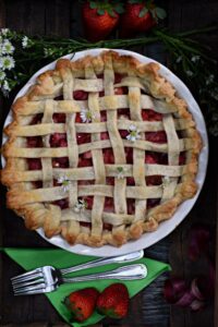 strawberry rhubarb pie