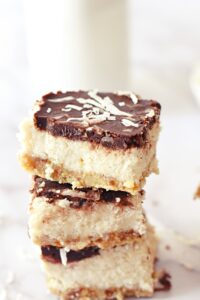 no-bake creamy coconut bars