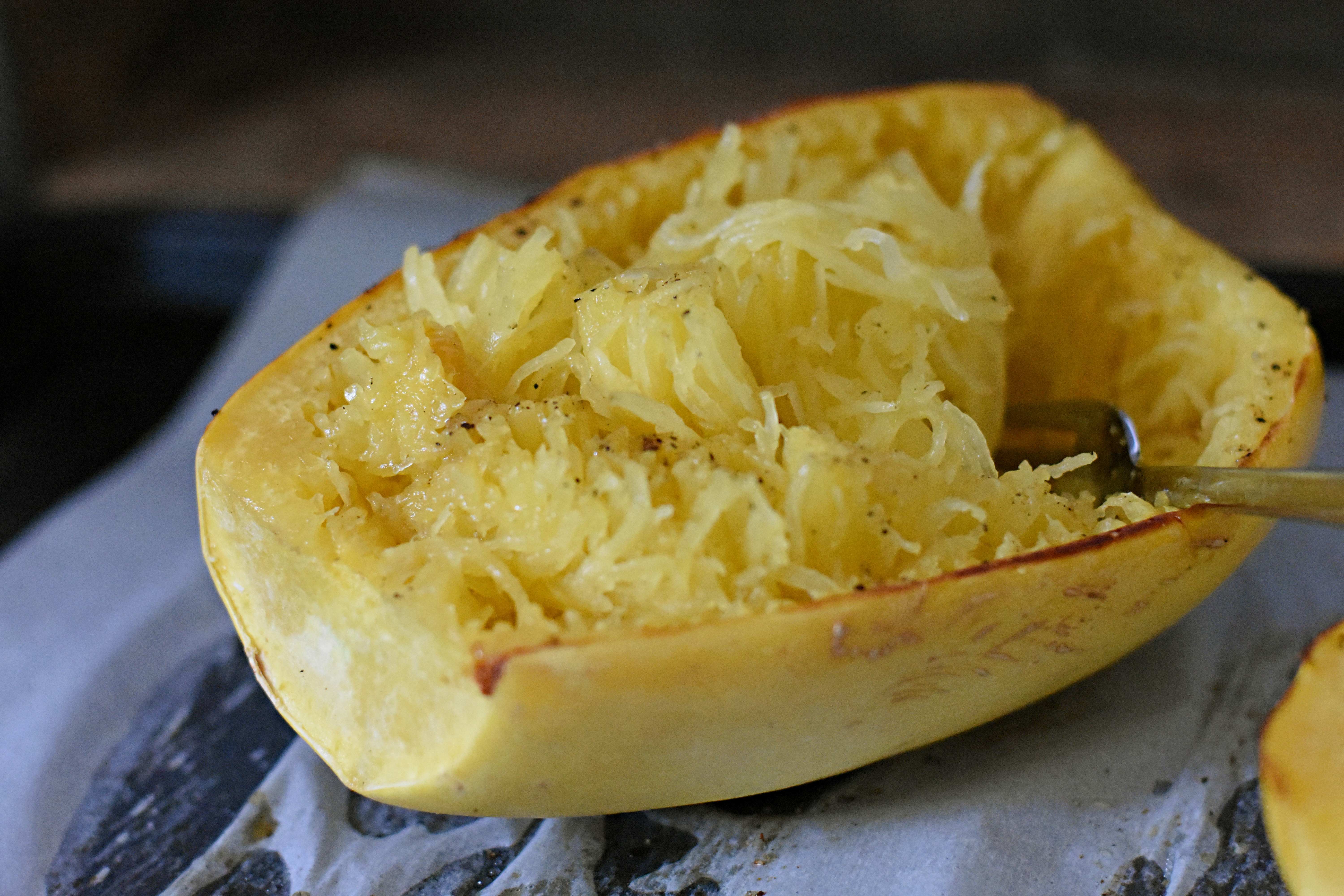 Lemon Garlic Butter Spaghetti Squash