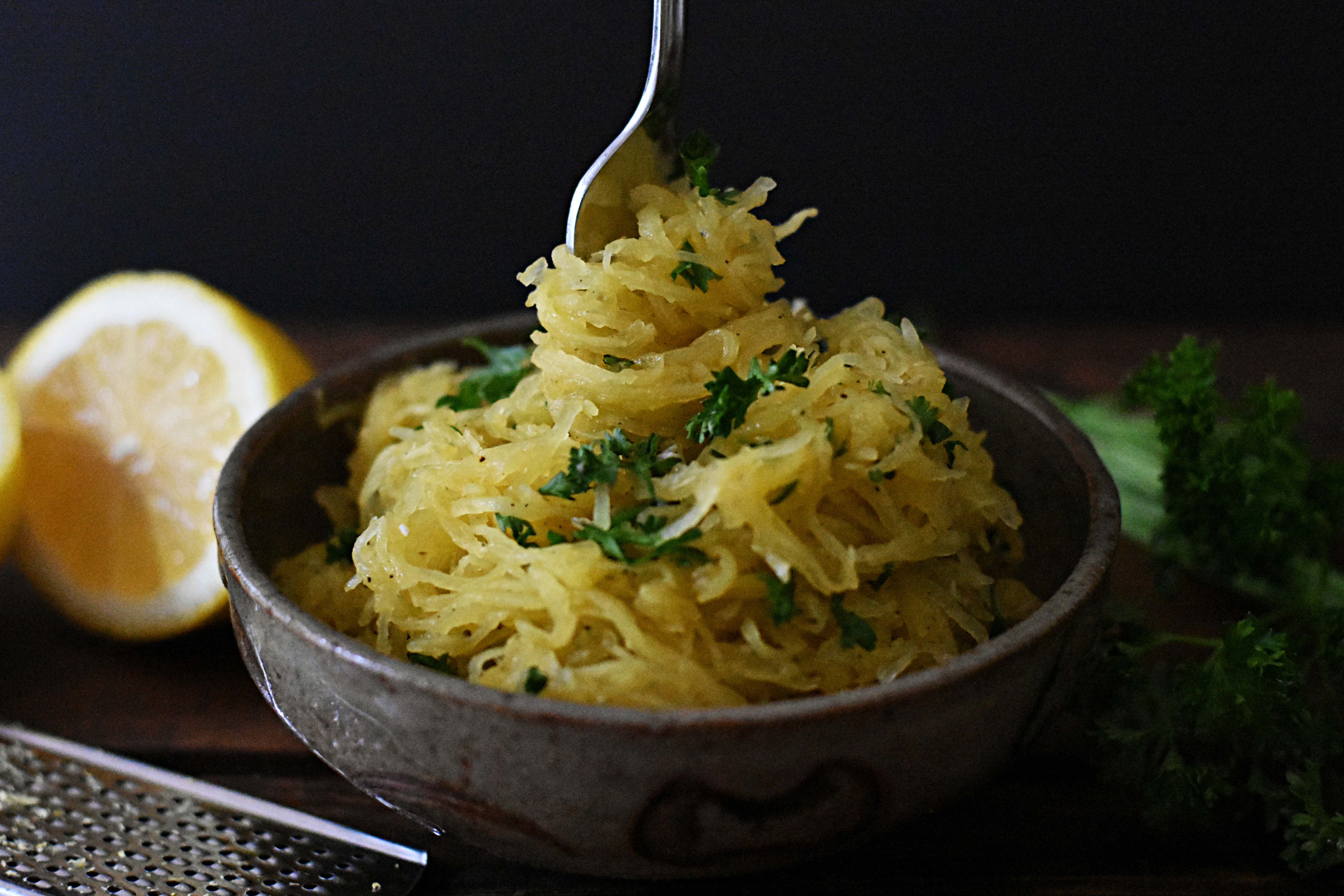 Lemon Garlic Butter Spaghetti Squash