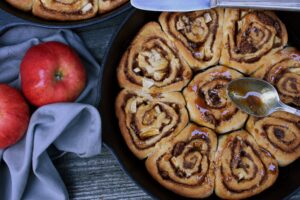 Apple Cinnamon Rolls