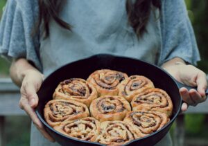 Apple Cinnamon rolls