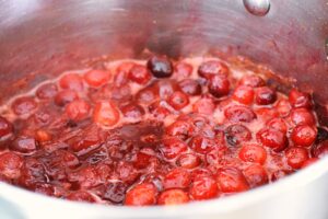 making cranberry sauce