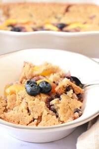 easy peach cobbler