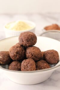 Chocolate protein balls