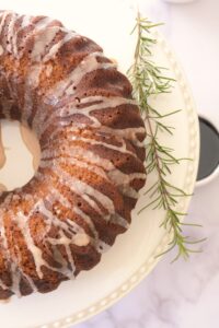 gingerbread bundt cake