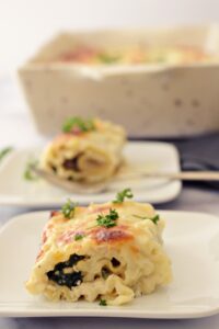 Spinach lasagna roll-ups