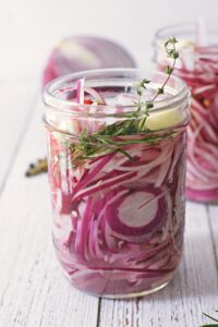 quick pickled red onions