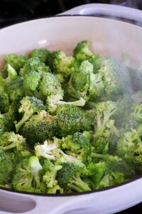 making broccoli Parmesan pasta