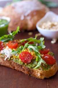 pesto breakfast toast