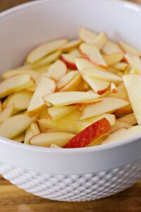 sliced apples